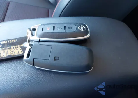 2025 Nissan Kicks Sr Intelligent Awd из США, поврежденный, VIN 3N8AP6DB9SL332785